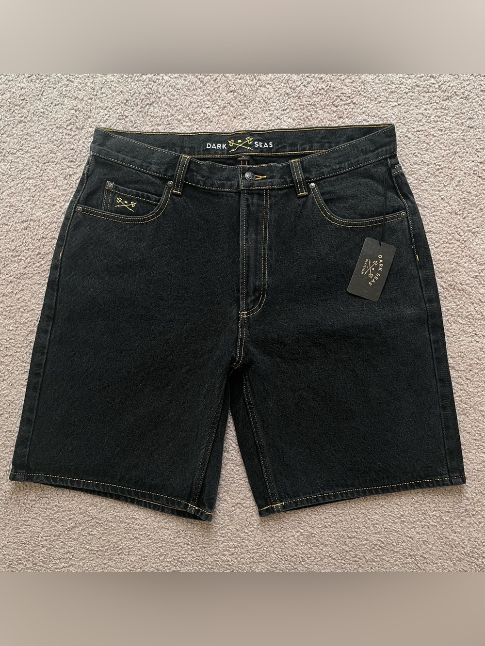 Brand New Dark Seas Faded Black Silverado Shorts Mens Size 36 Surf Skate Jorts